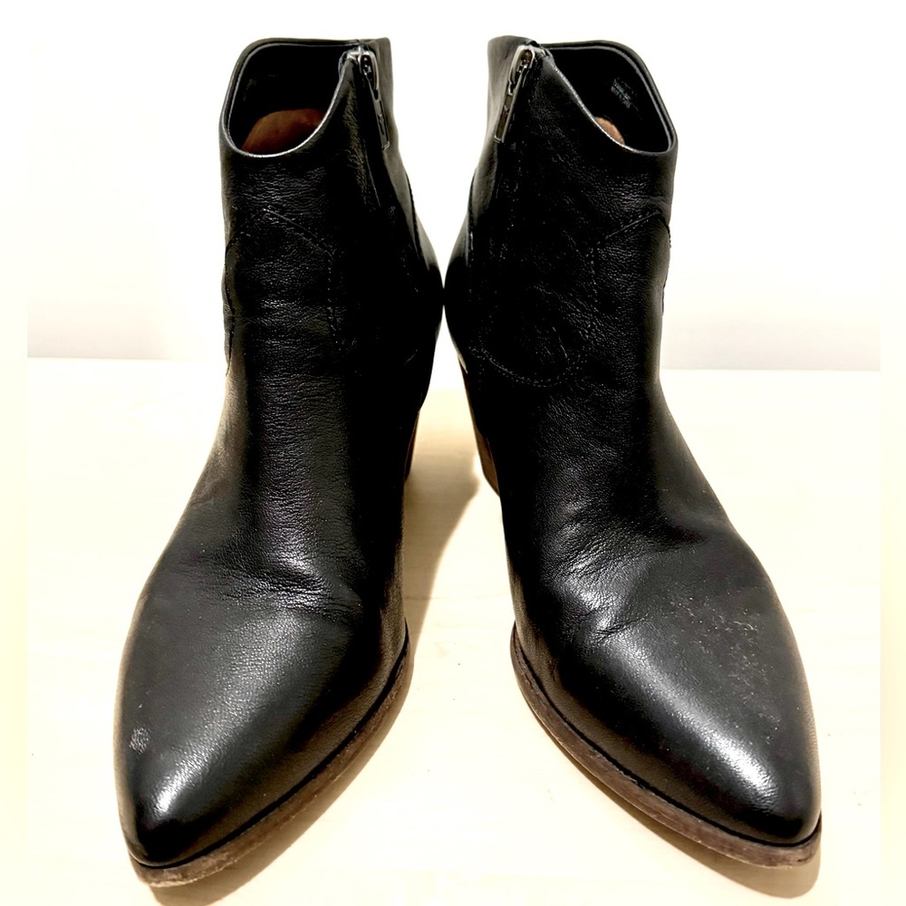 Frye Reed Western Bootie size 10
